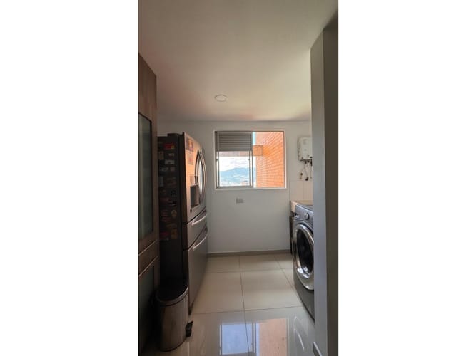 Apartamento de 3 alcobas en venta en El Esmeraldal, Envigado, 94 m² · foto 17 de 24