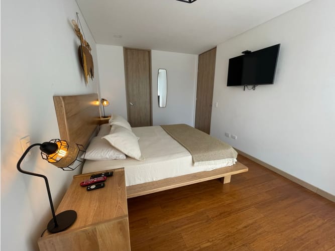 Apartamento de 2 alcobas en venta en El Diamante 2, Medellín, 72 m² · foto 12 de 21
