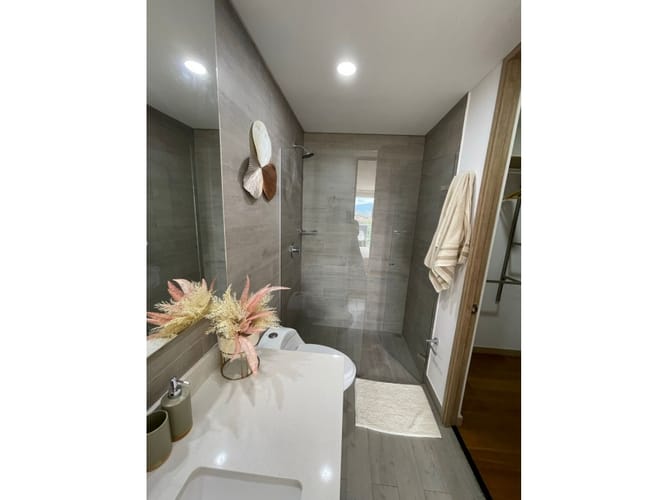 Apartamento de 2 alcobas en venta en El Diamante 2, Medellín, 72 m² · foto 15 de 21