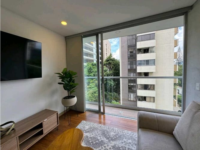 Apartamento de 2 alcobas en arriendo en El Diamante 2, Medellín, 70 m² · foto 5 de 17