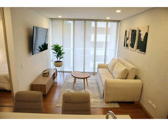 Apartamento de 2 alcobas en arriendo en El Diamante 2, Medellín, 70 m² · foto 12 de 17