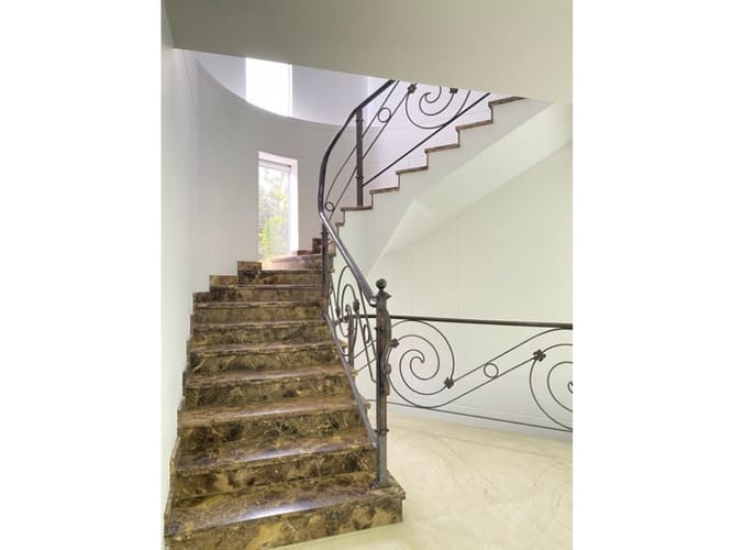 Casa de 5 alcobas en arriendo en Altos Del Poblado, Medellín, 300 m² · foto 11 de 19