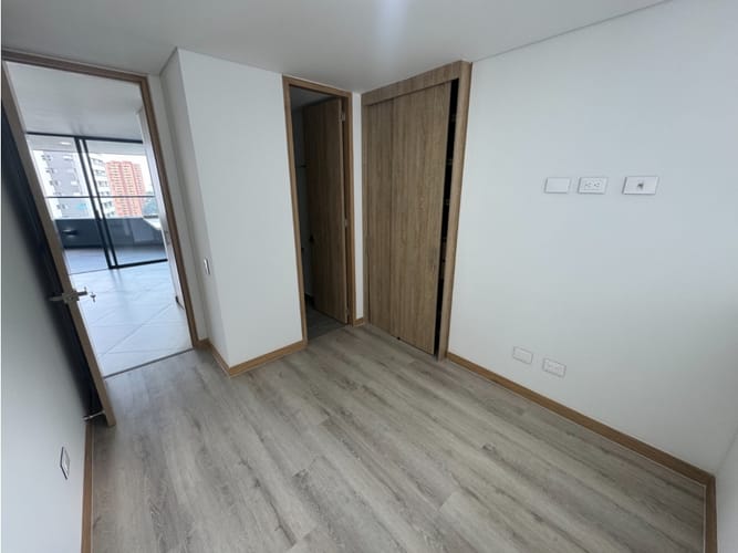 Apartamento de 3 alcobas en arriendo en El Poblado, Medellín, 105 m² · foto 7 de 16