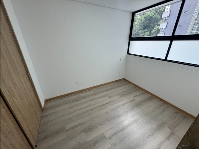 Apartamento de 3 alcobas en arriendo en El Poblado, Medellín, 105 m² · foto 10 de 16