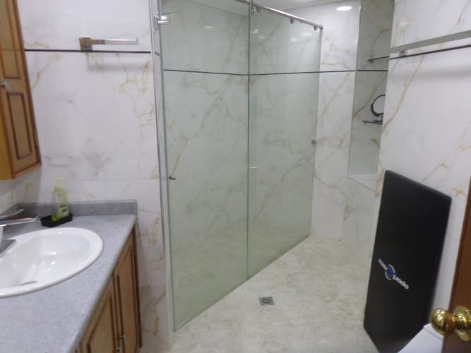 Apartamento de 3 alcobas en venta en Ciudad Salitre, Bogotá, 235 m² · foto 8 de 24