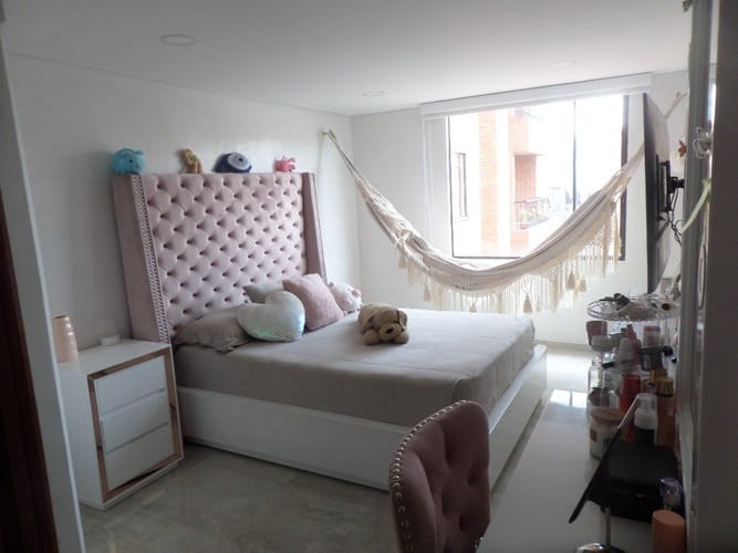 Apartamento de 3 alcobas en venta en Ciudad Salitre, Bogotá, 235 m² · foto 14 de 24