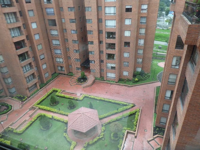 Apartamento de 3 alcobas en venta en Ciudad Salitre, Bogotá, 235 m² · foto 23 de 24