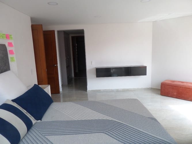 Apartamento de 3 alcobas en venta en Ciudad Salitre, Bogotá, 235 m² · foto 13 de 24