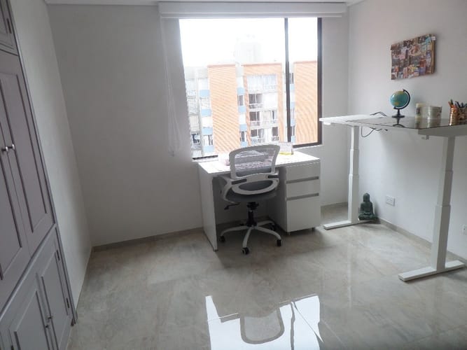 Apartamento de 3 alcobas en venta en Ciudad Salitre, Bogotá, 235 m² · foto 9 de 24