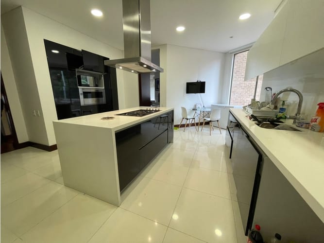 Apartamento de 3 alcobas en arriendo en Colina Campestre, Bogotá, 115 m² · foto 8 de 13