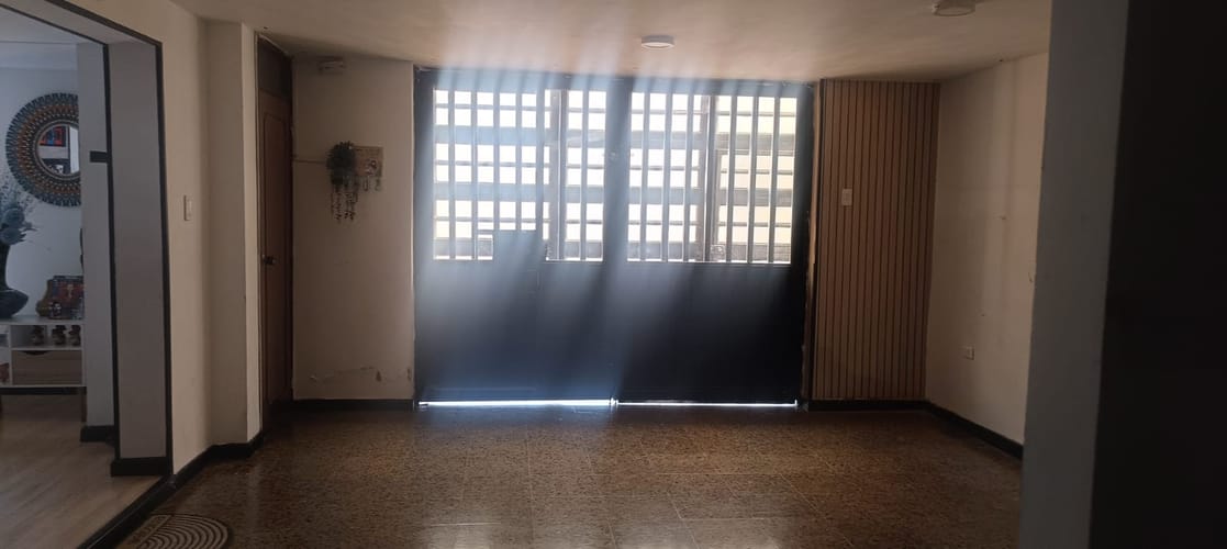 Casa de 4 alcobas en venta en Lago Timiza, Bogotá, 340 m² · foto 7 de 20