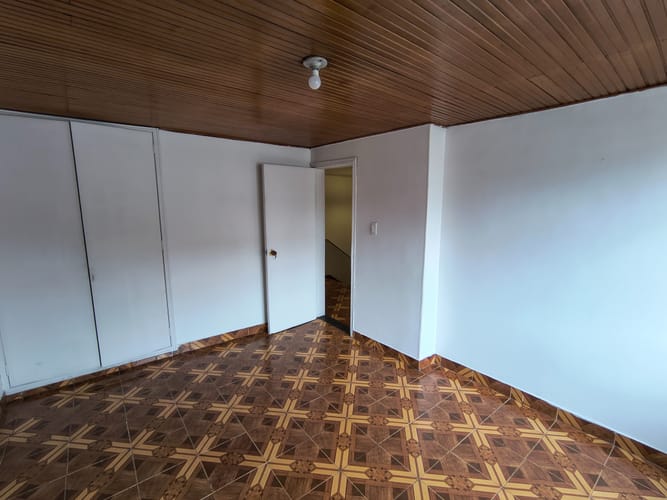 Casa de 4 alcobas en arriendo en Barrios Unidos, Bogotá, 223 m² · foto 10 de 24
