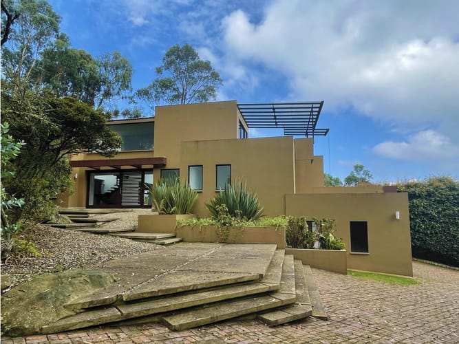 Casa de 4 alcobas en arriendo en Fusca, Chía, 470 m² · foto 2 de 24