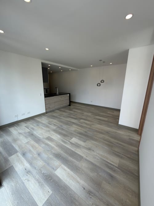 Apartamento de 1 alcoba en venta en Santa Barbara Occidental, Bogotá, 60 m² · foto 12 de 20