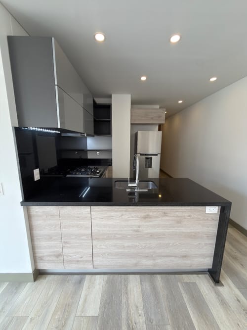 Apartamento de 1 alcoba en venta en Santa Barbara Occidental, Bogotá, 60 m² · foto 7 de 20