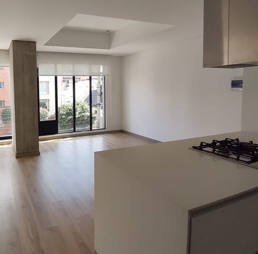 Apartaestudio en arriendo en Santa Barbara Occidental, Bogotá, 55 m² · foto 2 de 8