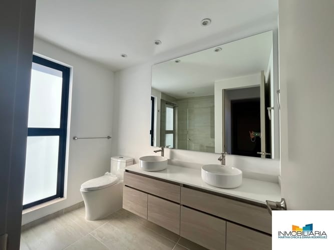 Casa de 3 alcobas en venta en Chico, Bogotá, 130 m² · foto 16 de 24