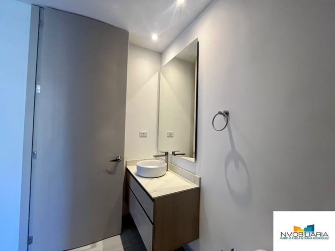 Casa de 3 alcobas en venta en Chico, Bogotá, 130 m² · foto 23 de 24