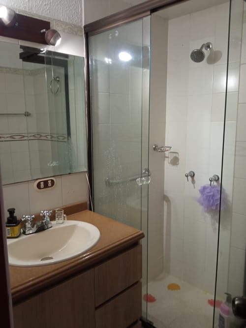 Apartamento de 3 alcobas en venta en Quinta Paredes, Bogotá, 83 m² · foto 13 de 15