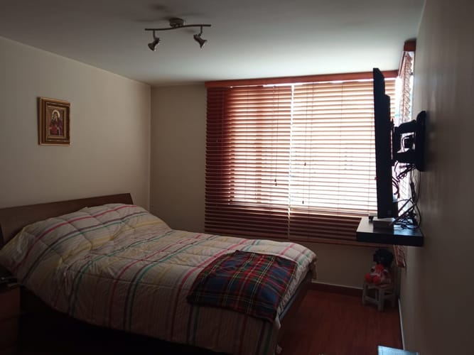 Apartamento de 3 alcobas en venta en Quinta Paredes, Bogotá, 83 m² · foto 12 de 15