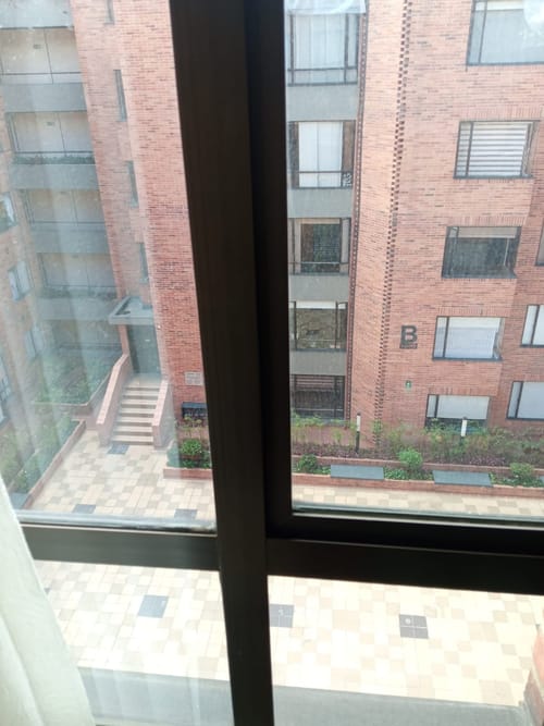 Apartamento de 3 alcobas en venta en Quinta Paredes, Bogotá, 83 m² · foto 7 de 15