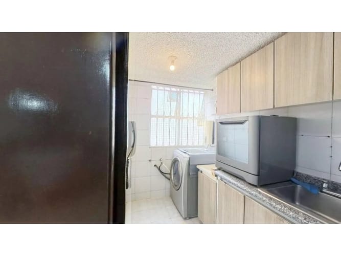Apartamento de 3 alcobas en venta en Ortezal, Bogotá, 82 m² · foto 6 de 10