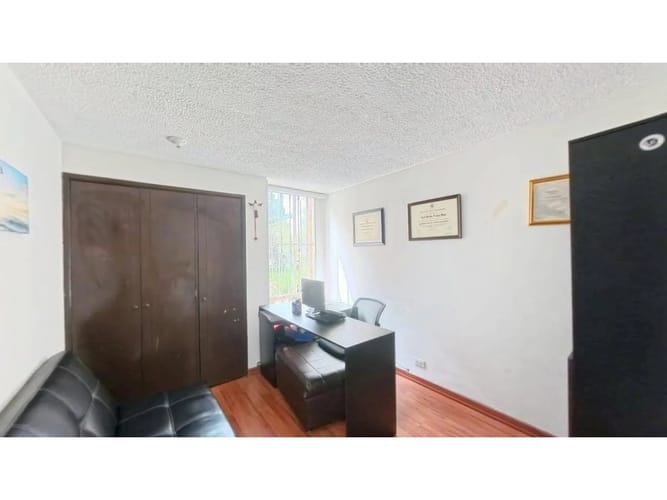Apartamento de 3 alcobas en venta en Ortezal, Bogotá, 82 m² · foto 7 de 10