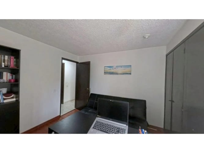 Apartamento de 3 alcobas en venta en Ortezal, Bogotá, 82 m² · foto 8 de 10