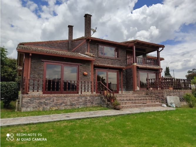 Casa de 4 alcobas en arriendo en Guaymaral, Bogotá, 650 m² · foto 5 de 24