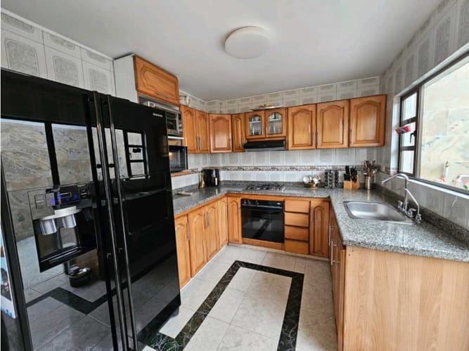 Casa de 6 alcobas en venta en San Jose, Mosquera, 260 m² · foto 4 de 20