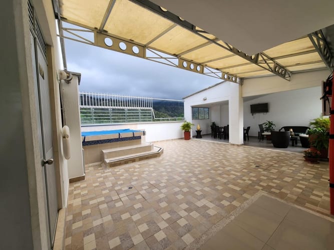 Apartamento de 2 alcobas en venta en Cabecera Del Llano, Bucaramanga, 68 m² · foto 3 de 22
