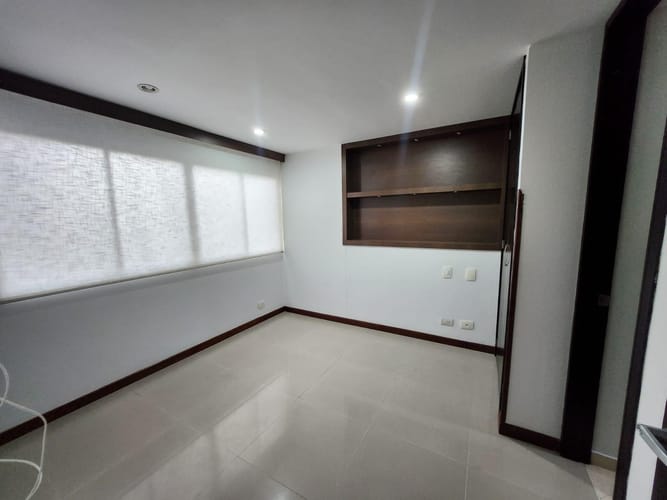 Apartamento de 2 alcobas en venta en Cabecera Del Llano, Bucaramanga, 68 m² · foto 9 de 22