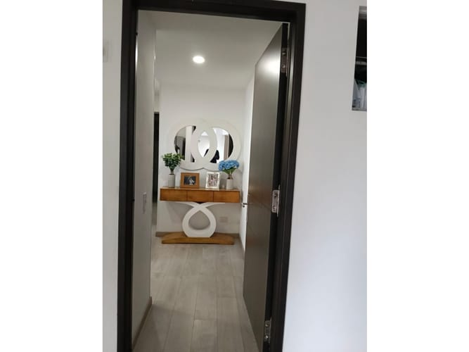 Apartamento de 2 alcobas en venta en Terrazas, Bucaramanga, 75 m² · foto 3 de 24