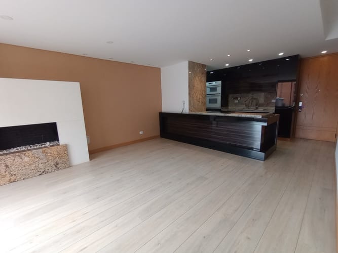 Apartamento de 3 alcobas en venta en San Patricio, Bogotá, 140 m² · foto 3 de 24