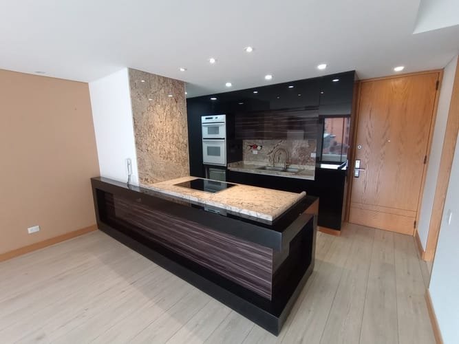 Apartamento de 3 alcobas en venta en San Patricio, Bogotá, 140 m² · foto 5 de 24