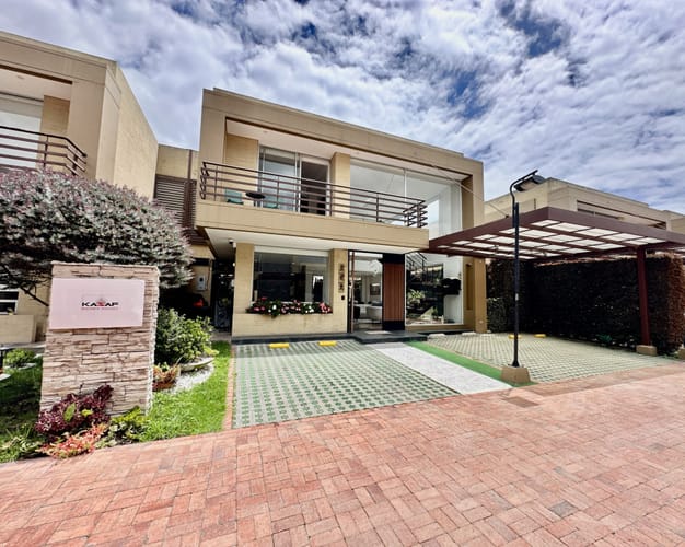 Casa de 3 alcobas en venta en Calahorra, Cajicá, 206 m² · foto 2 de 24
