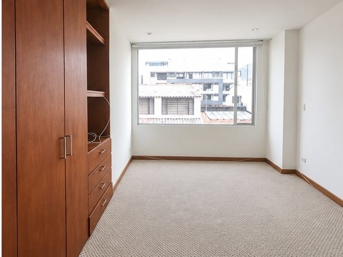 Apartamento de 2 alcobas en arriendo en Santa Barbara, Bogotá, 67 m² · foto 3 de 9