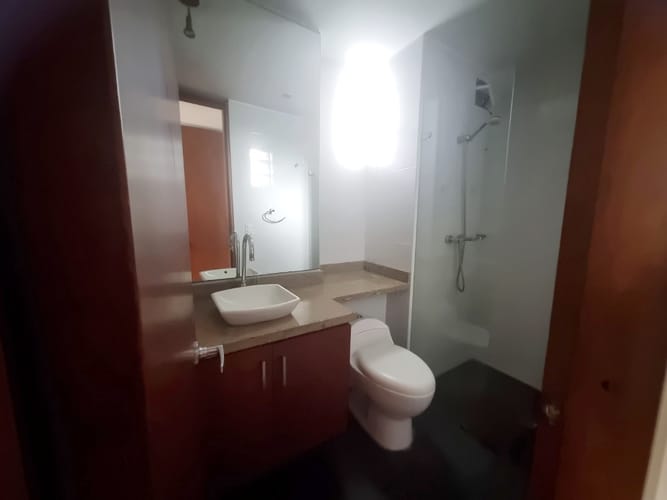 Apartamento de 2 alcobas en arriendo en Santa Barbara, Bogotá, 67 m² · foto 4 de 9