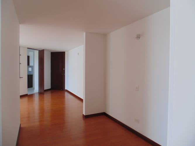 Apartamento de 3 alcobas en venta en Villas De Aranjuez, Bogotá, 81 m² · foto 4 de 18