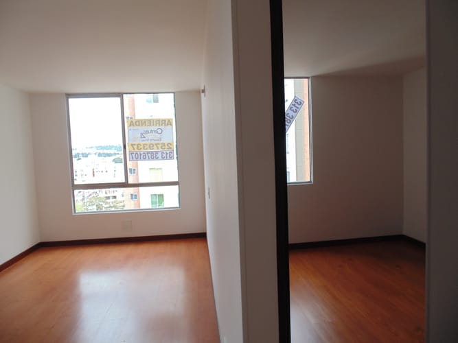 Apartamento de 3 alcobas en venta en Villas De Aranjuez, Bogotá, 81 m² · foto 13 de 18