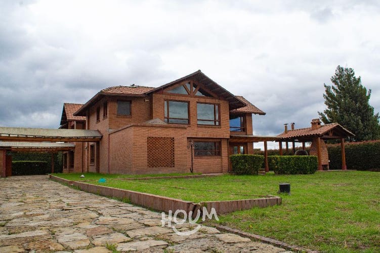 Casa de 5 alcobas en arriendo en Fagua, Chía, 1526 m² · foto 4 de 24