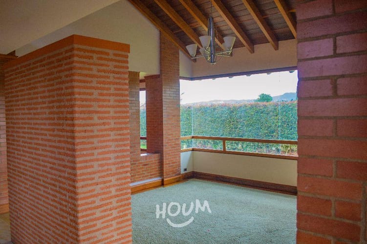 Casa de 5 alcobas en arriendo en Fagua, Chía, 1526 m² · foto 10 de 24