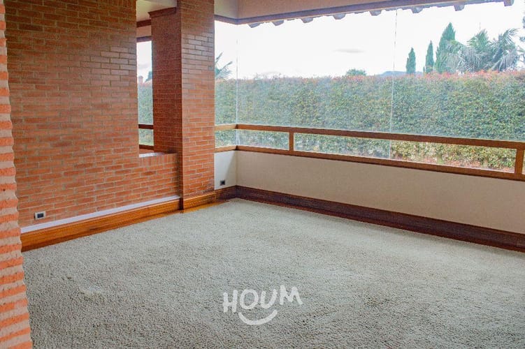 Casa de 5 alcobas en arriendo en Fagua, Chía, 1526 m² · foto 13 de 24