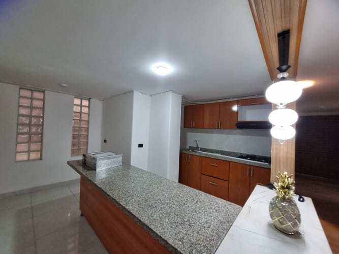 Apartamento de 5 alcobas en venta en Chico Norte, Bogotá, 180 m² · foto 7 de 13