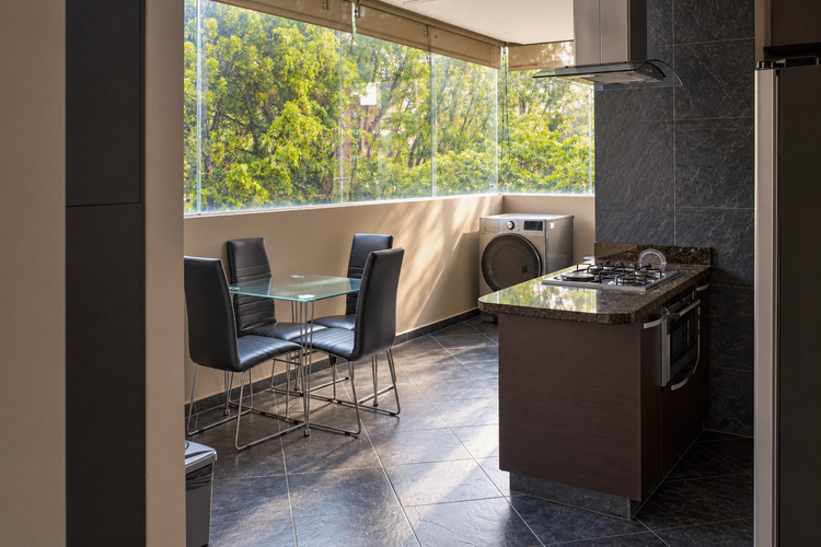 Apartamento de 3 alcobas en arriendo en Provenza, Medellín, 250 m² · foto 3 de 16