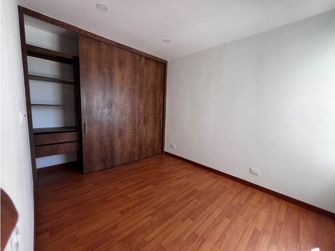 Apartamento de 2 alcobas en venta en La Esperanza Norte, Bogotá, 42 m² · foto 6 de 24