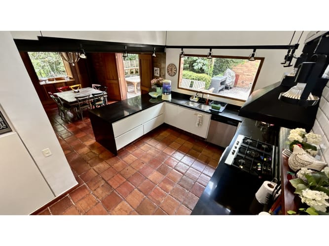 Casa de 4 alcobas en venta en Cerros De Suba, Bogotá, 422 m² · foto 11 de 24