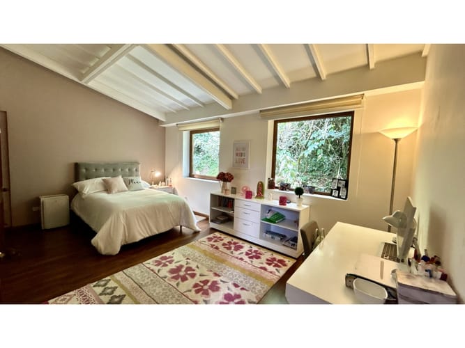 Casa de 4 alcobas en venta en Cerros De Suba, Bogotá, 422 m² · foto 23 de 24