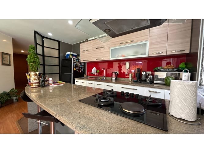 Apartamento de 2 alcobas en venta en Santa Barbara, Bogotá, 105 m² · foto 6 de 15