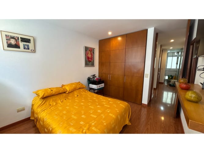 Apartamento de 2 alcobas en venta en Santa Barbara, Bogotá, 105 m² · foto 13 de 15